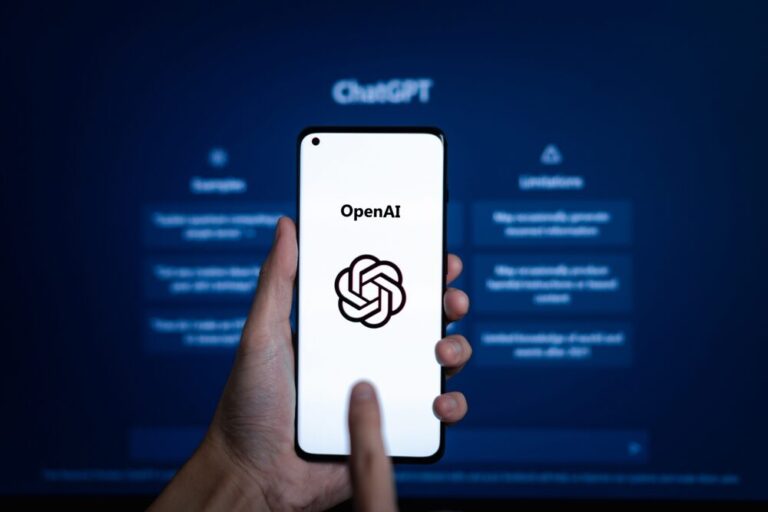 ChatGPT a confronto con le app smartphone