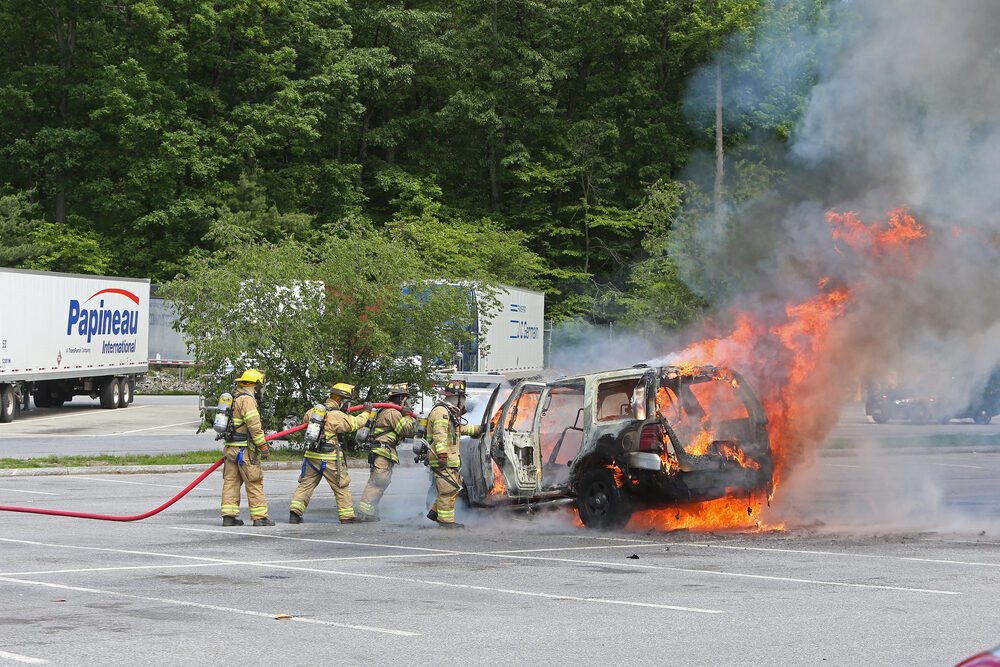 Auto coinvolta nell'incendio a Cinisello Balsamo