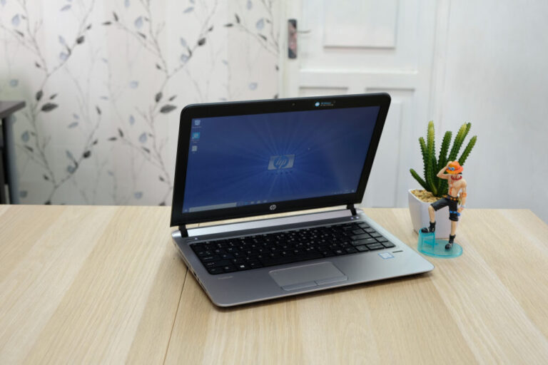 HP OmniDesk in offerta con design elegante
