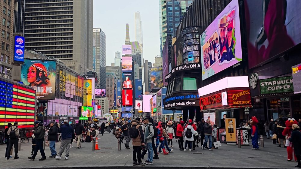 Il sindaco di New York, Zohran Mamdani, parla all'assemblea sull'intelligenza artificiale.
